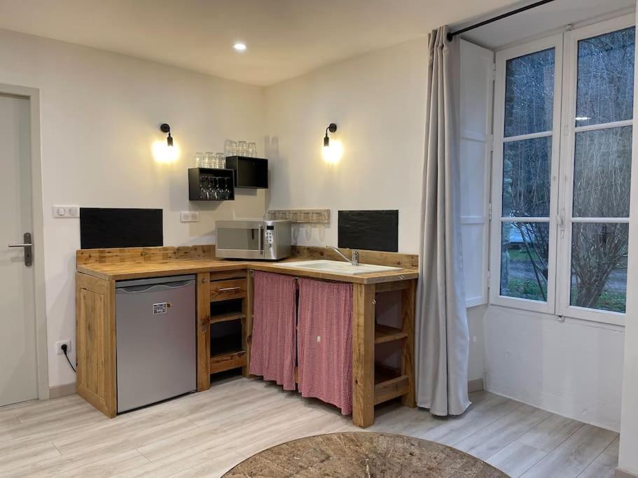Apartamento Le Moulin De Gueuzon Rochefort-en-Terre Exterior foto